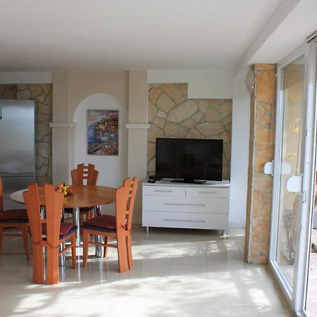 Pile Apartments 7 Omiš Екстериор снимка